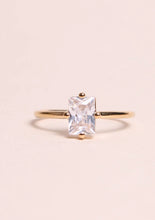 Load image into Gallery viewer, Ring Madeleine White