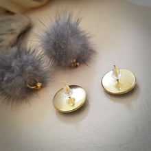 Load image into Gallery viewer, Mermaid Fur