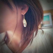 Load image into Gallery viewer, Shell Flake Sunshine