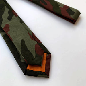 Denzel Burgundy Army Green Camouflage