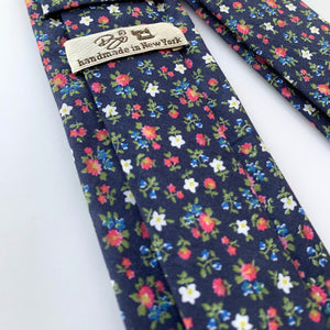 Hillon Floral Tie